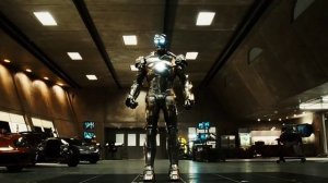 железный человек 1 Тони Старк тестирует костюм Марк 2 в 4k