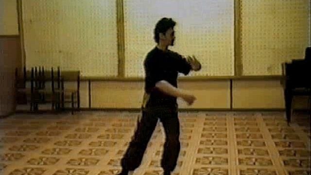 Форма  "Тайцзицюань" стиля "Ян" на 37 движений смотреть онлайн