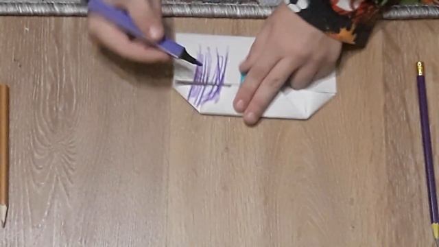 делаем картину из бумаги?