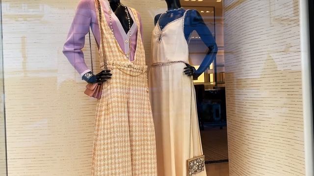 The Latest Street Fashion Trends in 2023•Spring Looks from Milan•Street Style