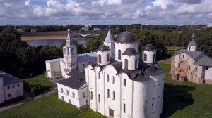 Великий Новгород.  Кремль, Софийский собор, памятник 1000-летия России, река Волхов |  DJI Mavic Pr