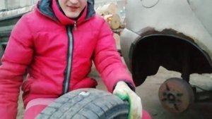 Проткнул колесо... Как починить колесо на дороге?! автобудни#1