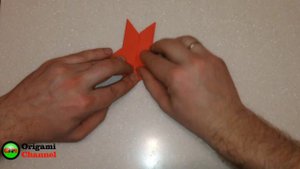 ОРИГАМИ ДЛЯ ДЕТЕЙ. ОРИГАМИ ЗАЯЦ ИЗ БУМАГИ.