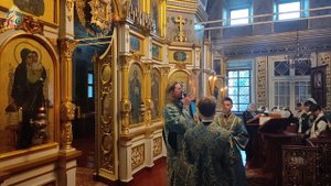 Прокимен Богородице гл.4: "Помяну Имя Твое"
