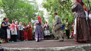 Никто травушку не косит