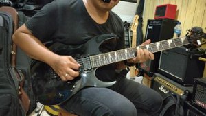 Review Ibanez RG 370 DXZ