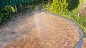 Тротуарная плитка и заполнение швов брусчатки.