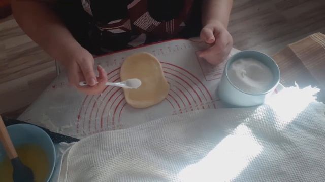 Готовлю булочки,,московская плюшка"???