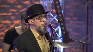 Манго-Манго Люди ловят сигналы