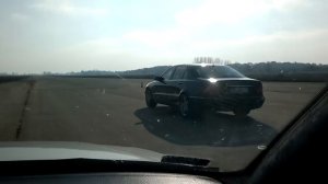 Audi A8 D2 4.2 quattro  vs Mercedes S-klasa W220