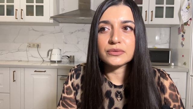 Самый вкусный и красивый аромат Angélique Noire Guerlain.Гравировка в ДЛТ.Куча подарков от бренда. смотреть онлайн