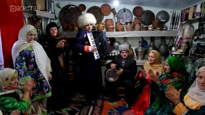 «Адамти ва замана». «Хранительница очага»