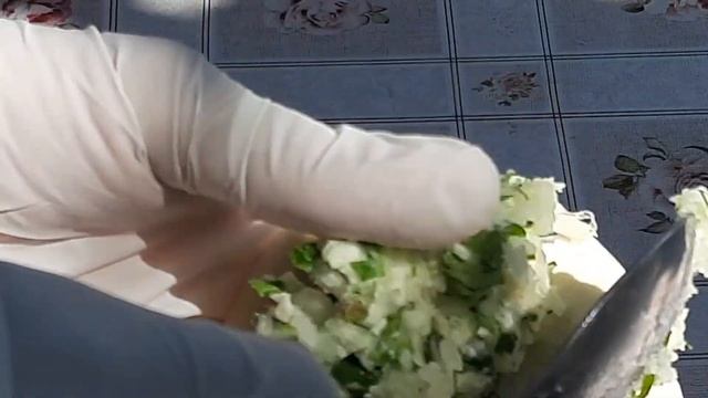 На воде минеральной тесто замесила-хычины замечательные получила?