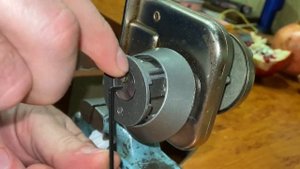 Как легко вскрыть английский замок lock pick ussr