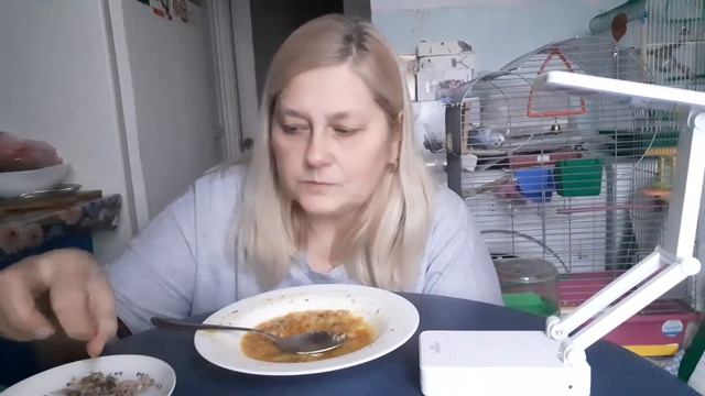 МУКБАНГ. ПШЕННЫЙ СУП И ДР... смотреть онлайн