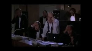 Хлопок по лбу, люди хлопают себя по лбу, весь зал хлопает по лбу, шлепок по лбу