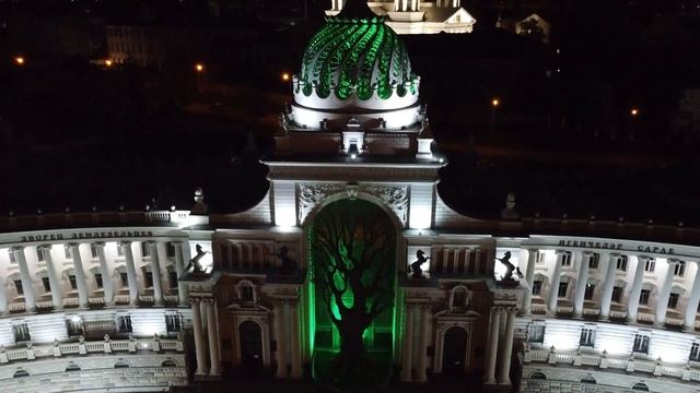 Дворец земледельцев ночью