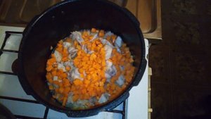 ПЛОВ ИЗ КУРИЦЫ в кастрюле | ПРОСТОЙ РЕЦЕПТ | ГОТОВИМ У САНТЫ. Cooking pilaf!