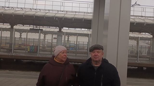 12.11.23 мама и папа провожают меня (1) смотреть онлайн