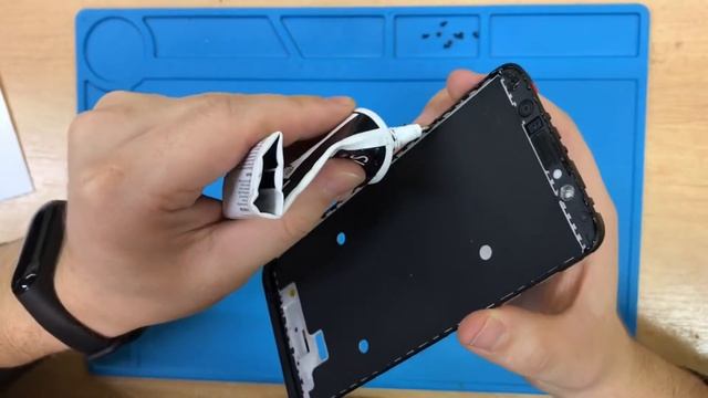 ASUS ZenFone Max Pro M1 (ZB602KL) Замена дисплея смотреть онлайн