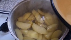 Идеальный хрустящий картофель с чесночный соусом