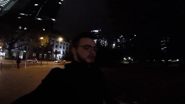 Живу в ГЕТТО. Франкфурт-на-Майне. Моя первая работа. Про бизнес-блогеров на YouTube. Разборы бизнес