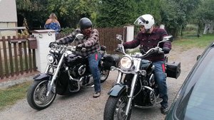 Kawasaki Vulcan 1500 (2003) Mean streak v.s.  Classic