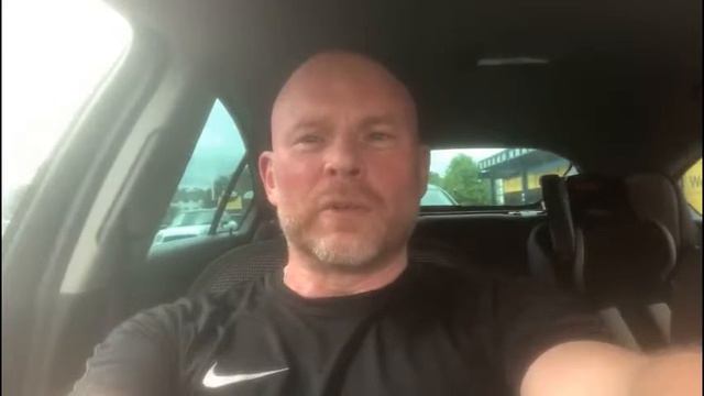 Richard Fenton 2019 Men's 10K Ambassador - Final Blog смотреть онлайн