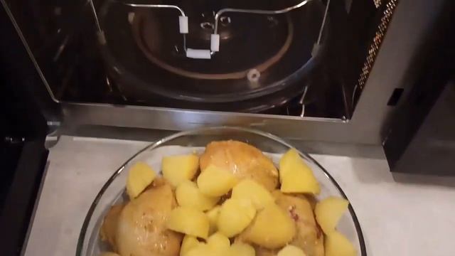 СВЧ Tristar MW-3409 режим "гриль комби" смотреть онлайн