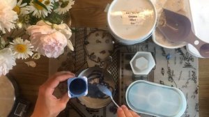 Мраморная заливка из гипса поднос и подсвечник своими руками