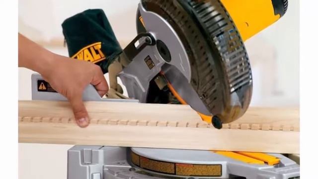 Мощный долговечный универсальный инструмент для работы в столярной мастерской торцовка DEWALT DW713 смотреть онлайн