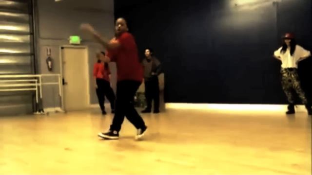 LilSwagg takes Tiny Miney's Class @ Tru Dance studio in Union City смотреть онлайн