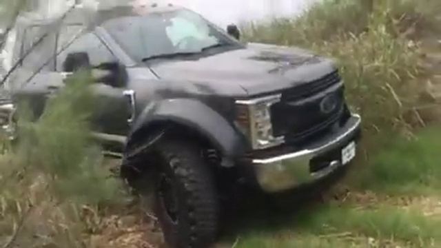 DBL Design - F450 Super Duty Dominates Hill смотреть онлайн