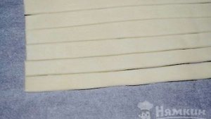 Закуска к пиву из слоеного теста