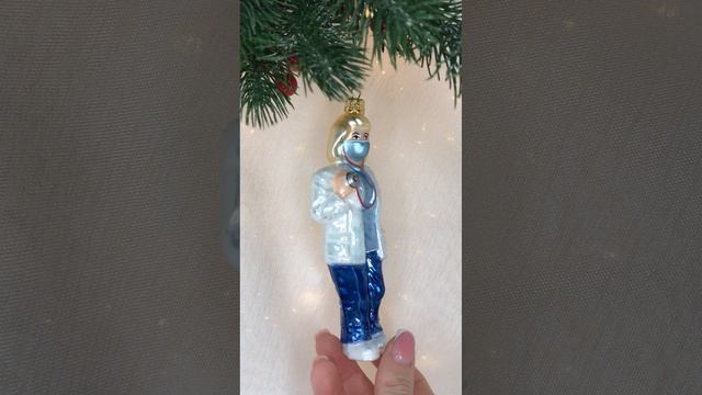 Арт. A2984  Формовая игрушка из Польши «Врач»