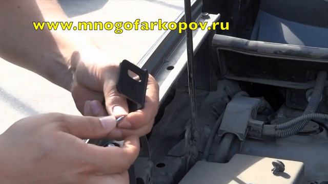 Амортизатор (упор) капота на Toyota Rav 4 KU-TY-RV04-01 (обзор, установка) смотреть онлайн