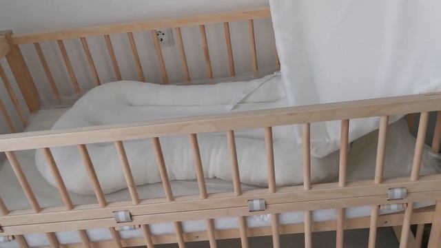 Купили кроватку с коляской | Работа во время беременности смотреть онлайн