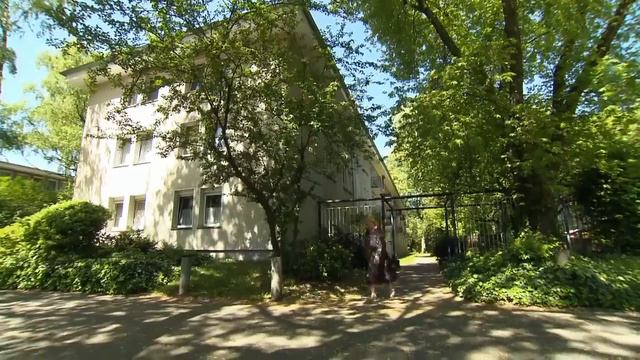 Sohn steigt in schwarzes Auto und verschwindet spurlos | 1/2 | Bitte melde dich | SAT.1