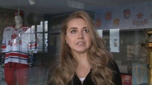 Елена Радионова и Дмитрий Певцов - открытие матча памяти Валерия Харламова (полная вер…