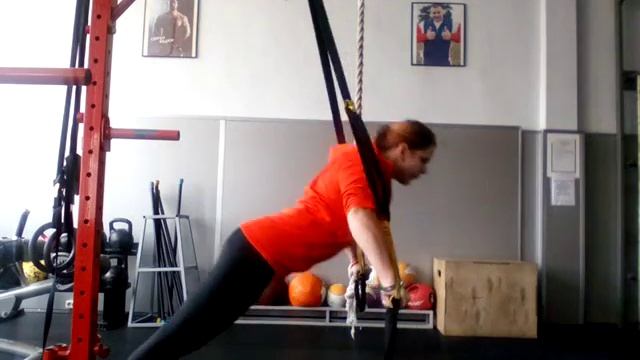 Отжимания TRX смотреть онлайн