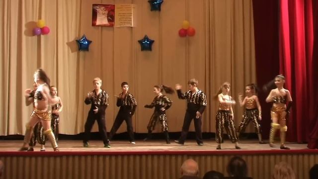 Индийские танцы"G-taal" смотреть онлайн