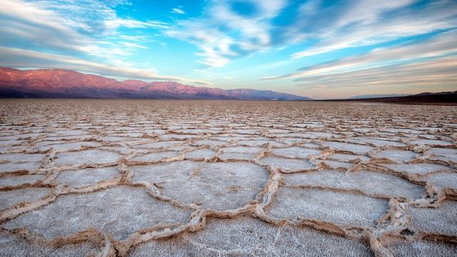 АСМР Мрачные и Таинственные места мира + неразборчивый шепот смотреть онлайн
