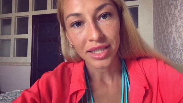 ASMR Лучшая подруга сделает тебе макияж и прическу на море, ролевая игра,звуки крема, расчёсывания