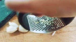 ручной пресс для чеснока