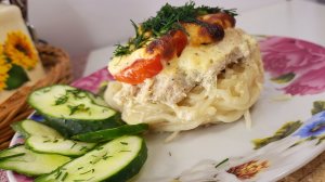 Когда надо накормить быстро, вкусно и при этом не возиться возле плиты, готовлю это блюдо.