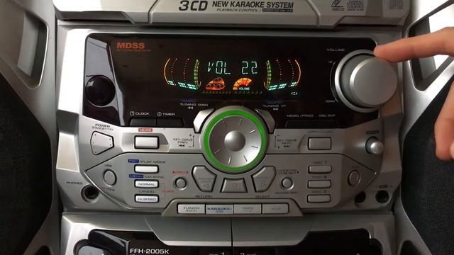 плохая кассетная запись с магнитофона Elenberg | Bones, DEVILISH TRIO, n8m8 смотреть онлайн