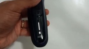 Braun Series 7 71 B1200s Rasoio Elettrico Uomo Con Accessorio Rifinitore, Elegante e raffinato  Si