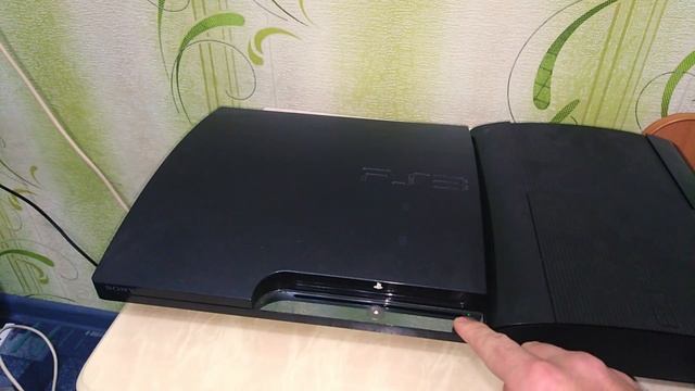 КАК ПРАВИЛЬНО ВСТАВЛЯТЬ И ИЗВЛЕКАТЬ ДИСК В PS3 PS4 смотреть онлайн