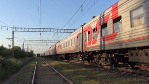 ЭП1М-645 с поездом №273 Северобайкальск — Адлер