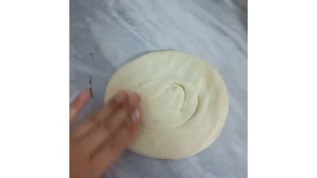 "Къатмерли пите"- блюдо крымскотатарской кухни (либо слоеные лепёшки) #слоеныелепешки #лепешки